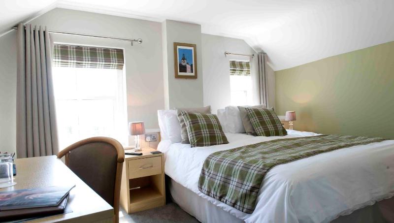 Deluxe Double Room with Shower image 2