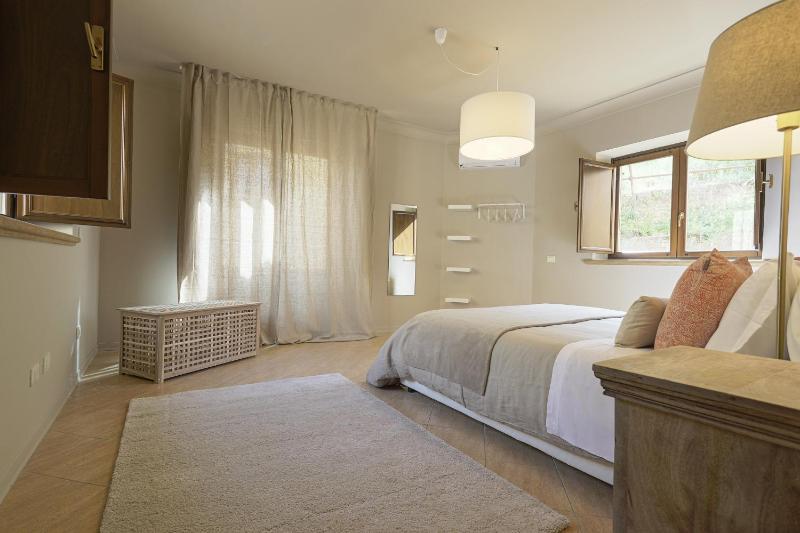 Junior Suite Quadruple Room image 3