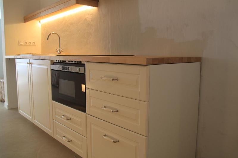 Apartment with Terrace image 4