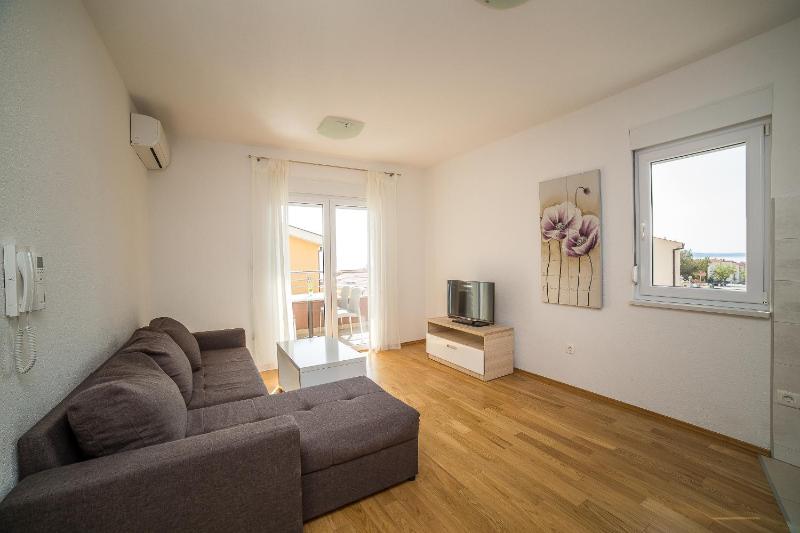 Green Olive Apartments - image 24