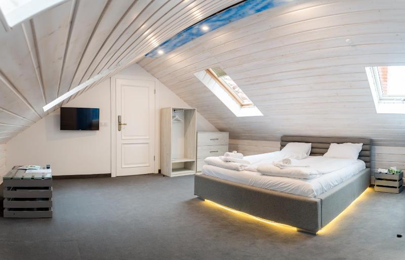 Standard Double Room image 1