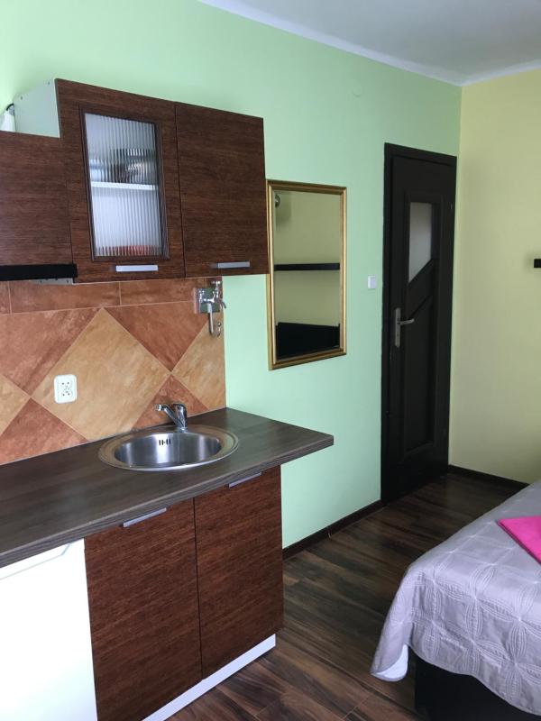 Double Room with Balcony image 3