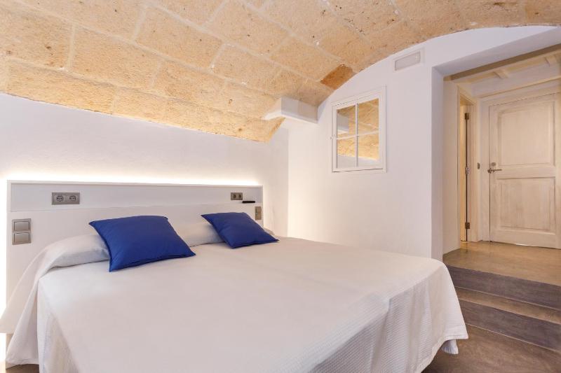 Double Room image 4