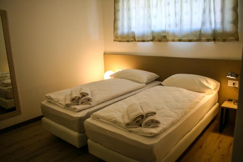 Apartment image 3