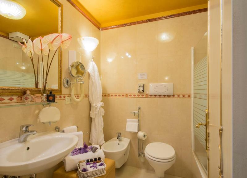 Junior Suite image 3