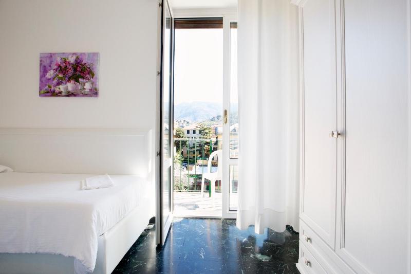 Riviera Apartments - image 30