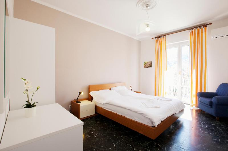 Riviera Apartments - image 7