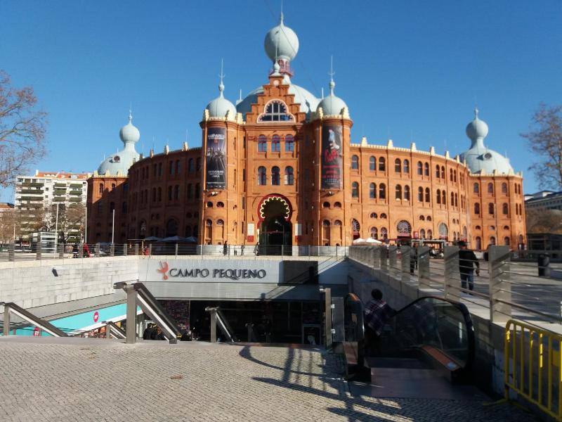 Apartment with Balcony image 2
