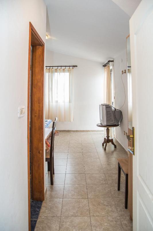Studio with Sea View image 2