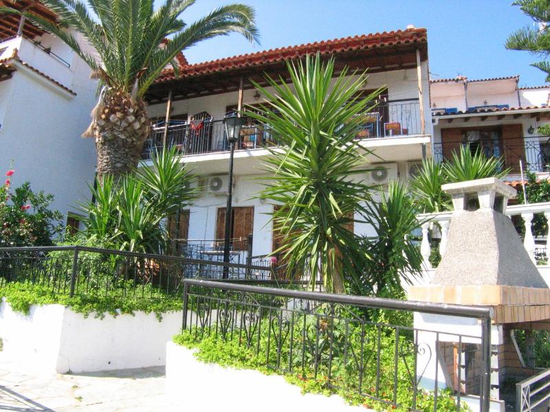 Fengeros Village - image 19