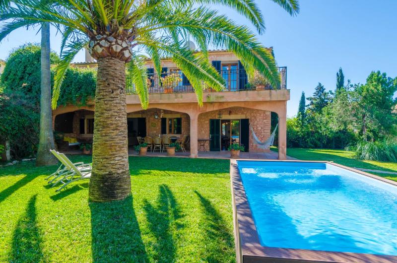 Villa image 3