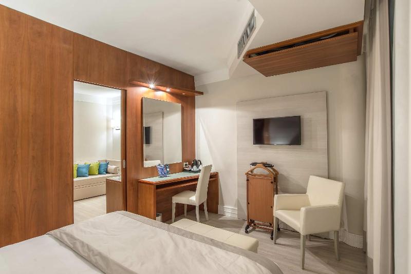 Suite image 4
