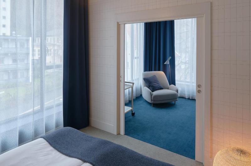 Executive Queen Suite image 2