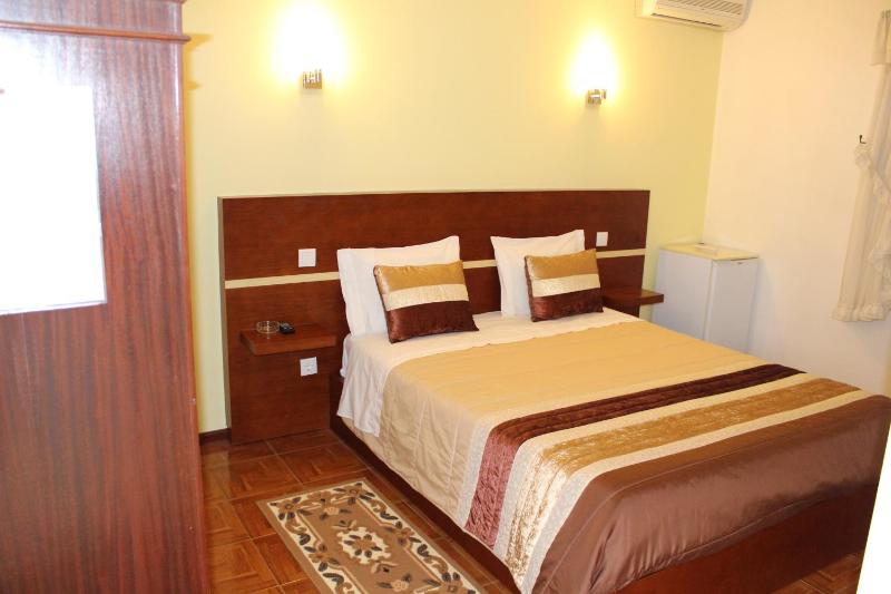 Double Room image 4