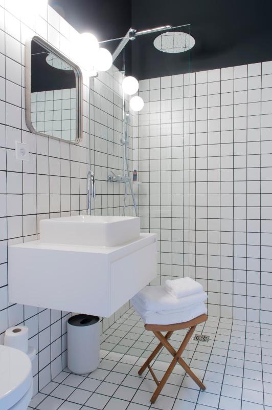 Deluxe Double Room image 2