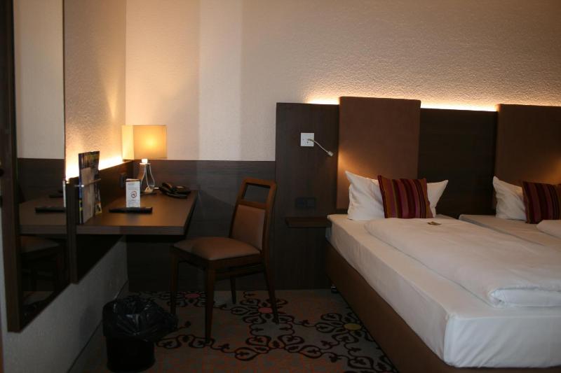 Single Room image 1