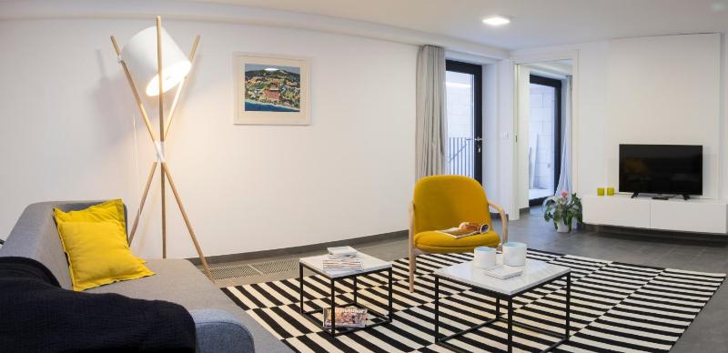 Private Entrance - One-Bedroom Apartment with Terrace and Partial Sea View image 3