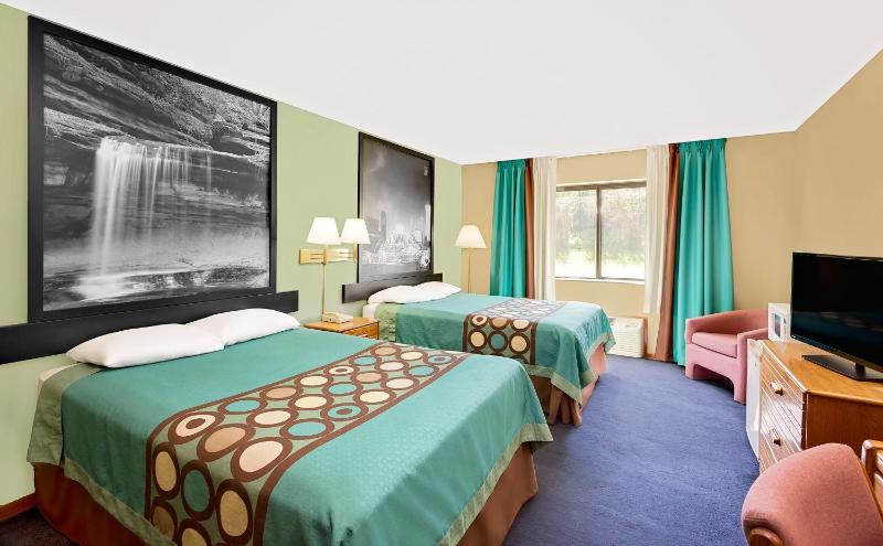 Double Room with Two Double Beds - Non-Smoking image 2
