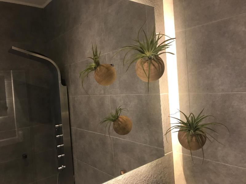 Suite with Sea View and Private Hot Tub image 4