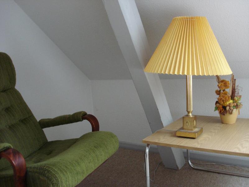 Twin Room image 3