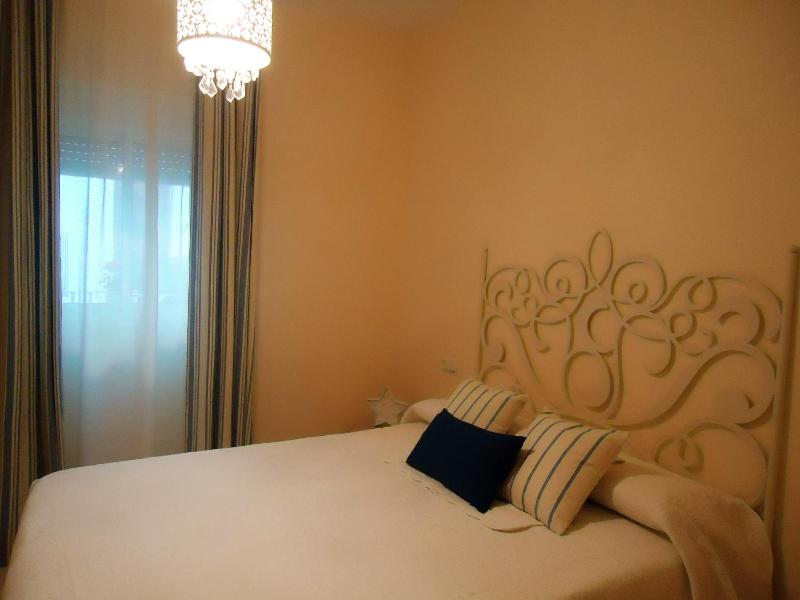 Apartamentos Acevedo Centro - image 11