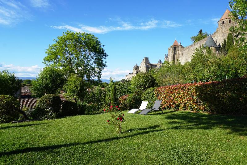 Sous les courtines - image 18
