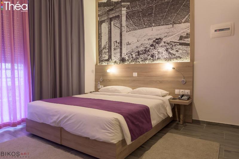 Double or Twin Room image 2