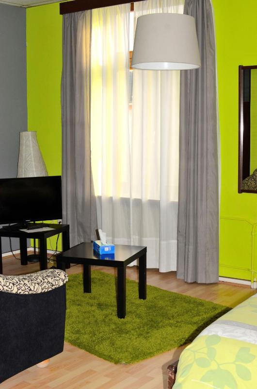 Double Room image 2