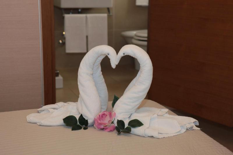 Single Room image 3