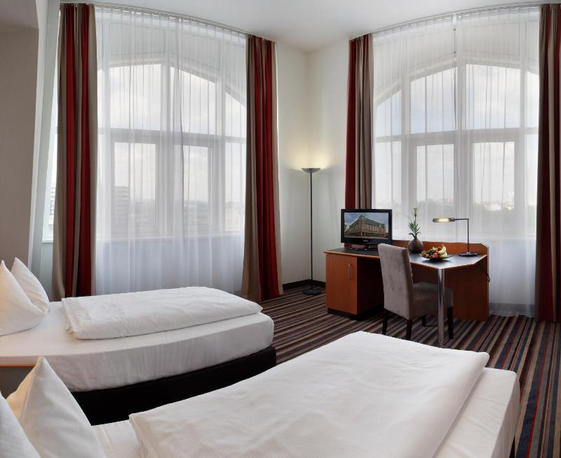 Suite image 3