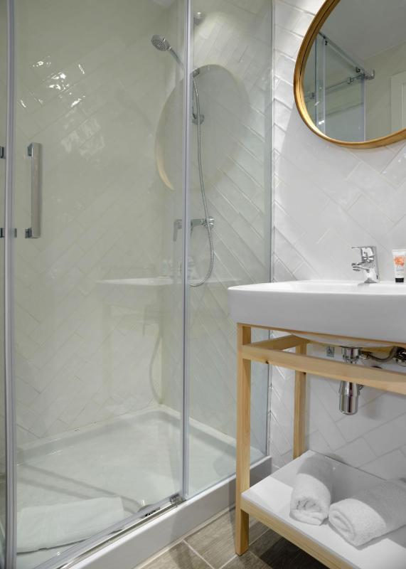 Studio Apartment image 3