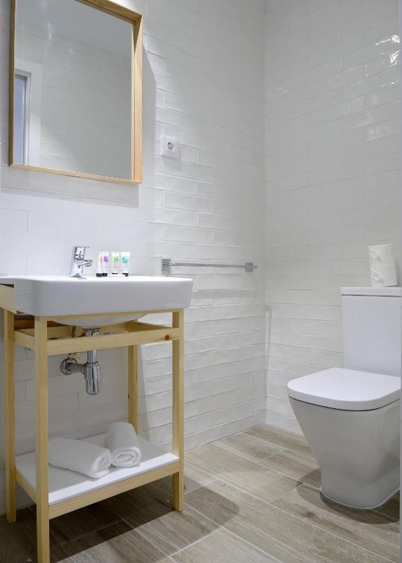 Superior Apartment image 2