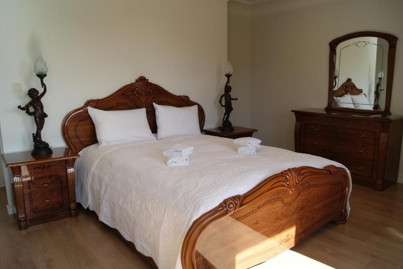 Double Room image 2