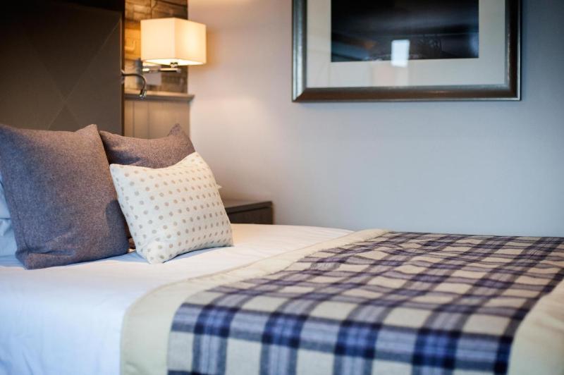 Classic Double Room image 1