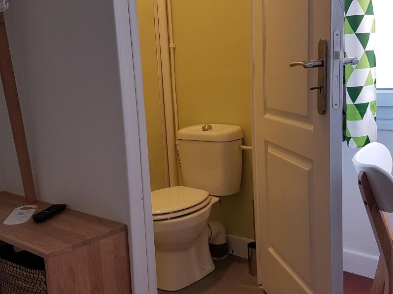 Double Room - Low cost image 2