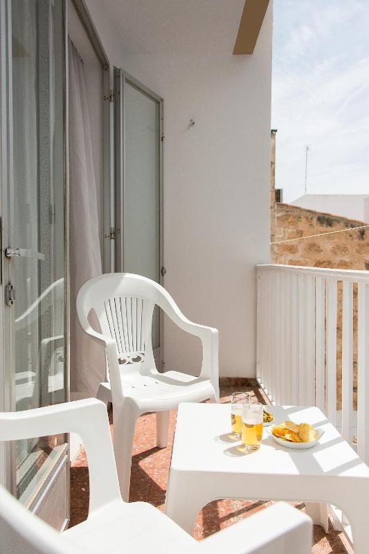 Superior Double or Twin Room with Terrace image 3