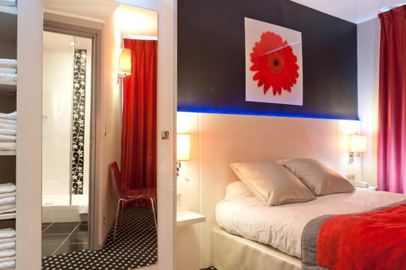 Superior Double Room image 4