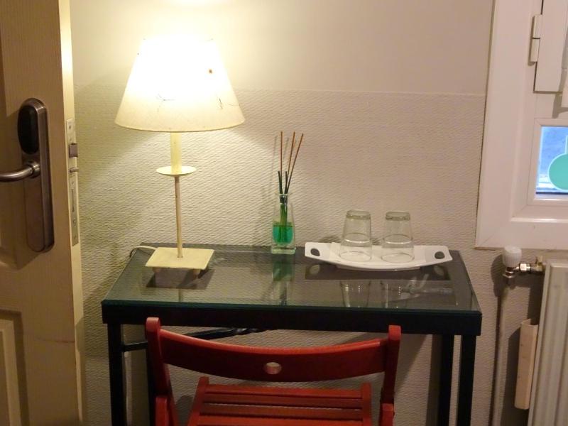 Small Double Room image 2