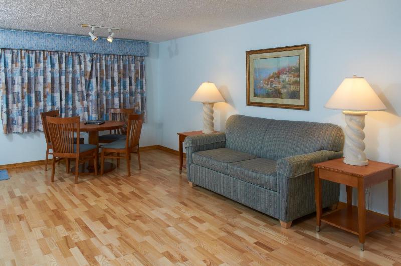 Two-Room Ultra Luxury Suite  image 2