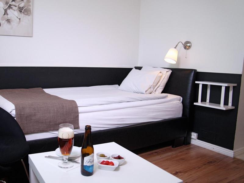 Economy Single Room with Single Bed - Non-Smoking image 3