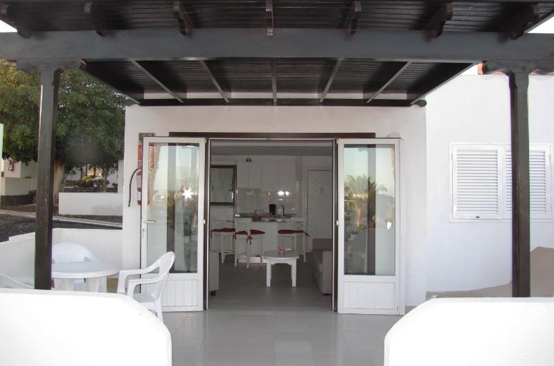 Superior Bungalow image 1