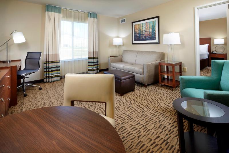 Superior Queen Suite - Non-Smoking image 2