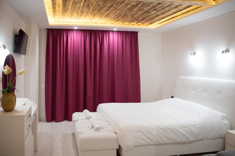 Deluxe Junior Suite image 3