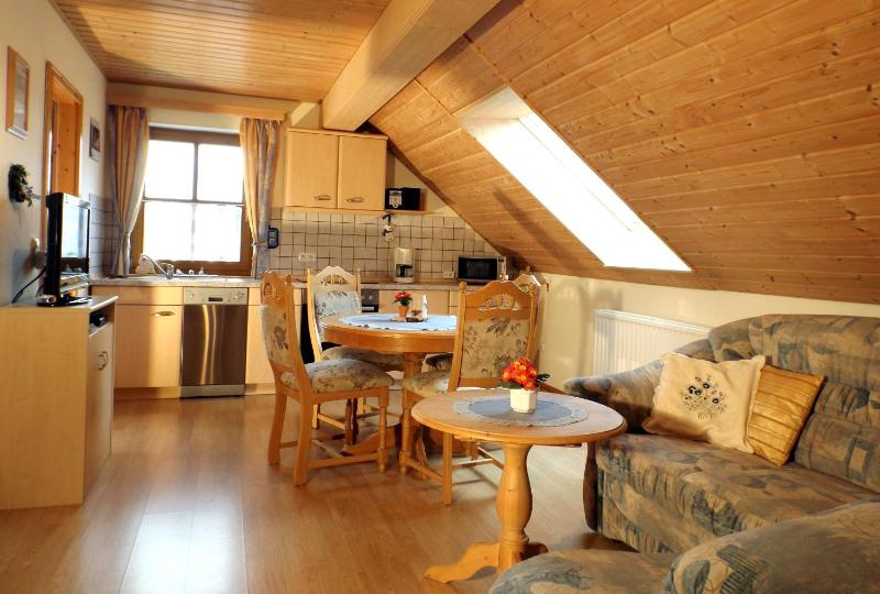 One-Bedroom Apartment image 3