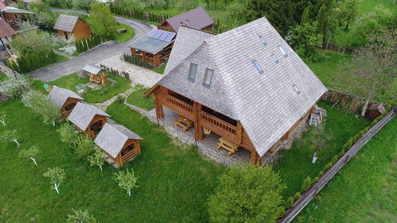 Villa image 2