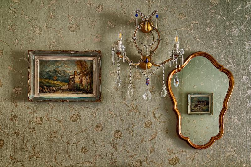 Small Double Room with Canal View image 2