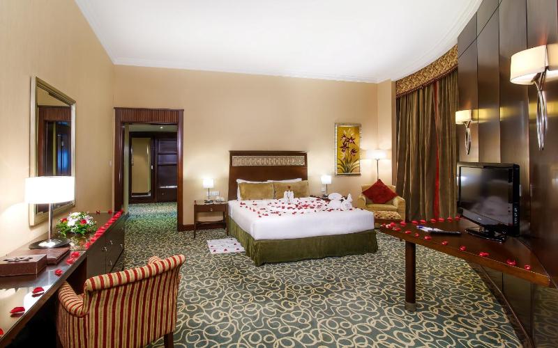 Executive Suite image 3