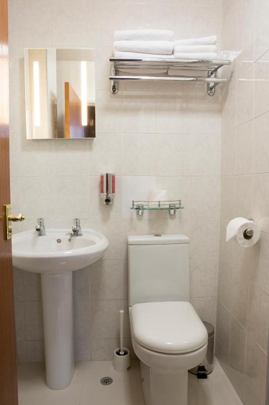 One Bedroom Apartment image 1