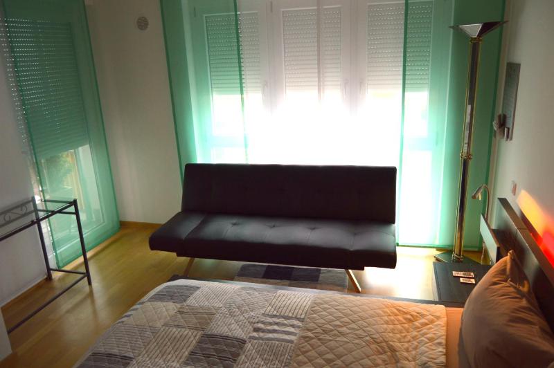 Yeti Lux - Central City Loft - image 35