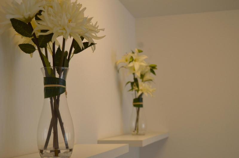 Yeti Lux - Central City Loft - image 7